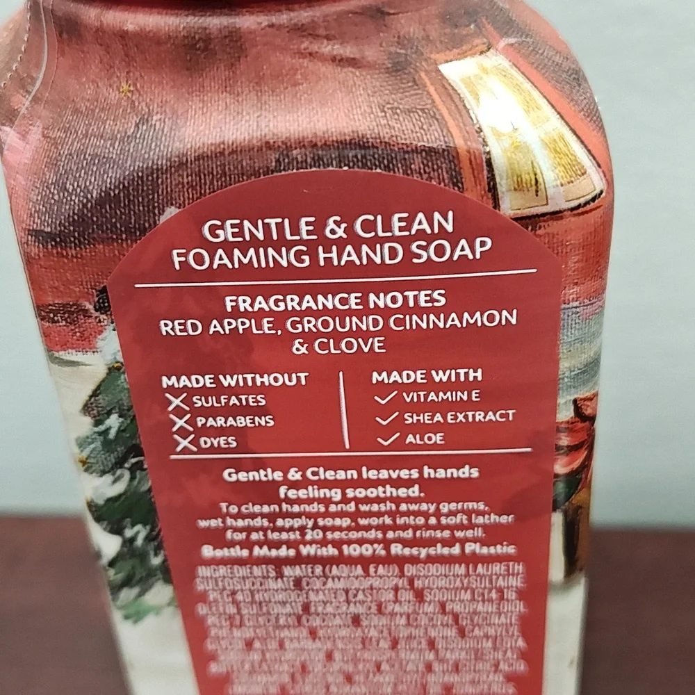 Bath & Body Works 5 Piece Foaming Hand Soap Bundle - Cold & Festive Destash - Picture 5 of 5